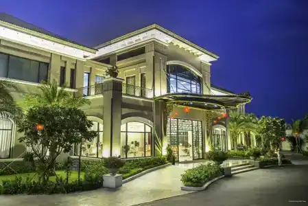 Vinpearl Luxury Nha Trang - 1