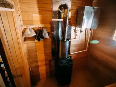 Бревенчатый дом в лесу - 25