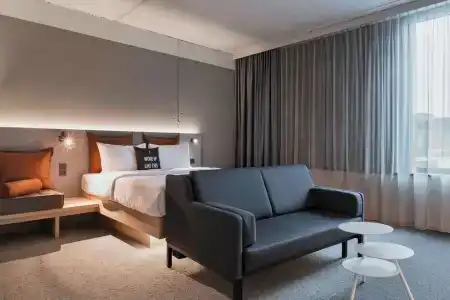 Moxy Frankfurt City Center - 3