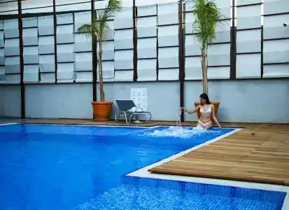 Laren Family & Spa - Boutique Class - 18