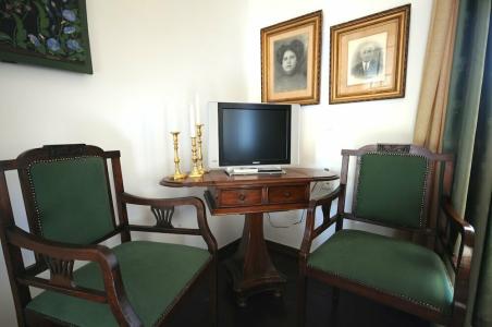 Metohi Georgila - 21