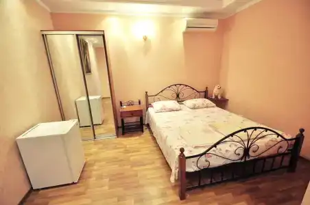 Веста - 1