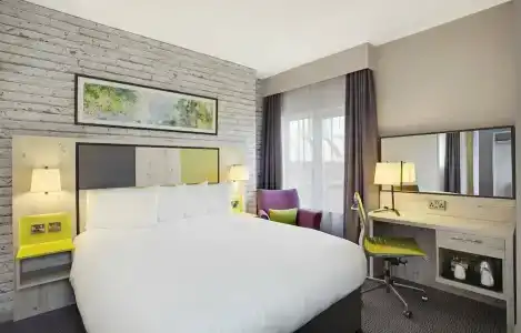 Jurys Inn Manchester City Centre - 3