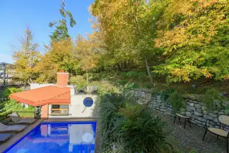 Seventeen Rooms - 49