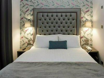 The Beverley London - Victoria - 9