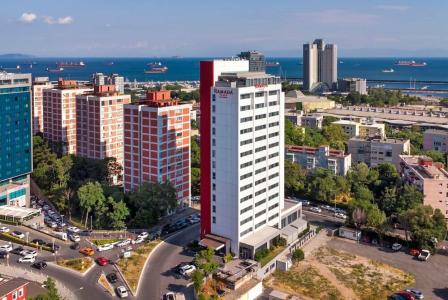 Ramada & Suites by Wyndham İstanbul Ataköy - 43