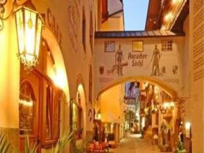 Boutique im Auracher Löchl - 2