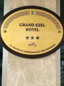 Grand Ezel - 26
