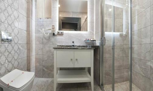 La Vita Suites - 38