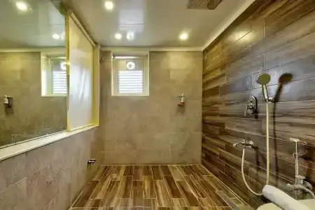 Mumbai House-Juhu - 26