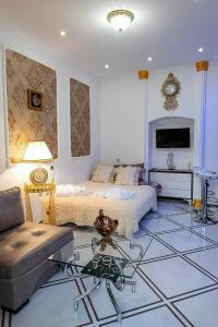 No12 Boutique - 2
