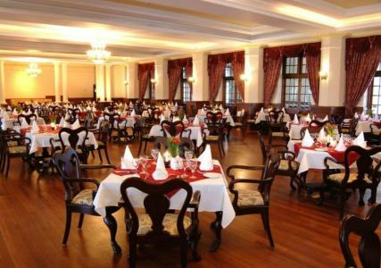 The Grand - 18