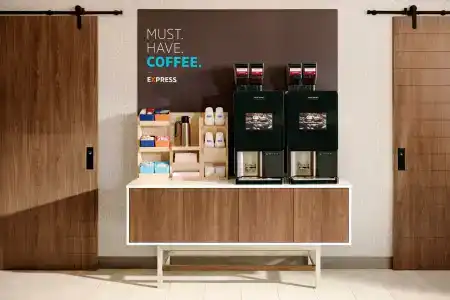 Holiday Inn Express & Suites - Nearest Universal Orlando, an IHG - 4