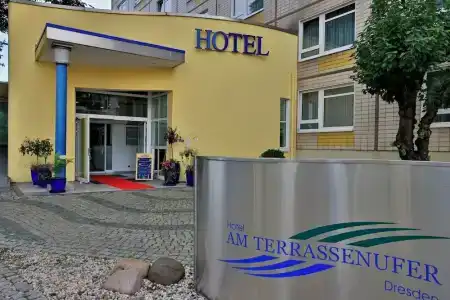 Am Terrassenufer - 3