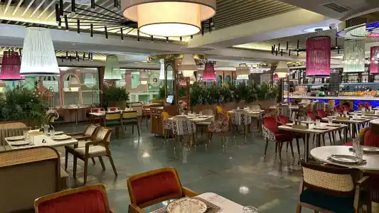 King Plaza - 6