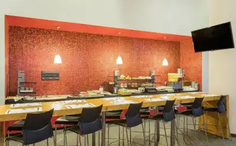 Ramada Encore by Wyndham Queretaro - 44