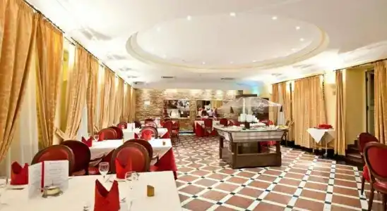 River Palace - 50