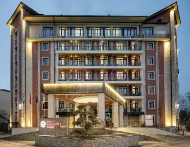 Ramada Encore by Wyndham - 0
