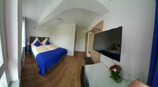 Stadtam Adenauerplatz - 29