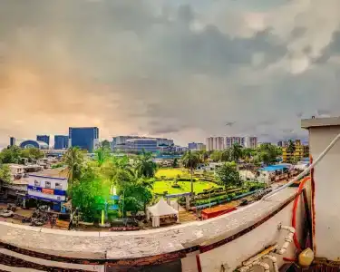 La Metro Near Bkc - 3
