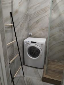 Sweet Home - 6