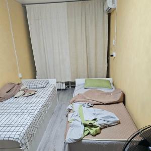 Main room - 35
