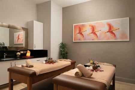 Ramada & Suites by Wyndham İstanbul Ataköy - 31
