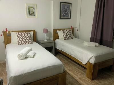 The Orchard Holiday Home - 24