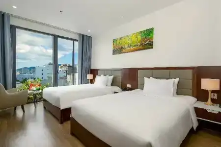 Aria Grand & - 27