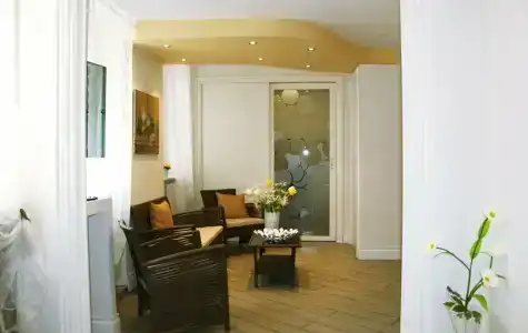 *1*7*4* Via Roma - 19