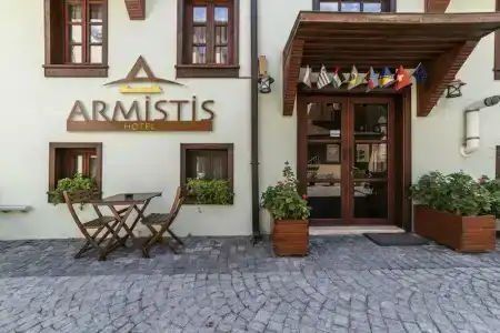 Armistis - 17