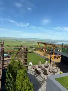 Зори - 4