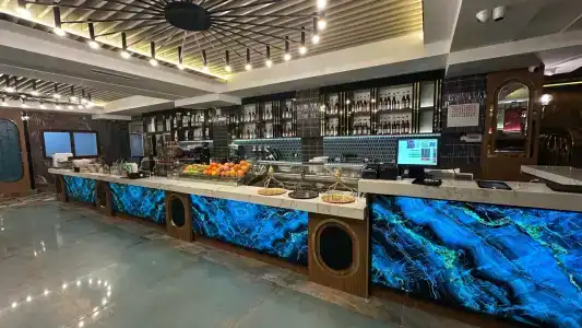 King Plaza - 40