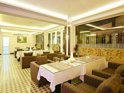 Serene Shining & Spa - 37