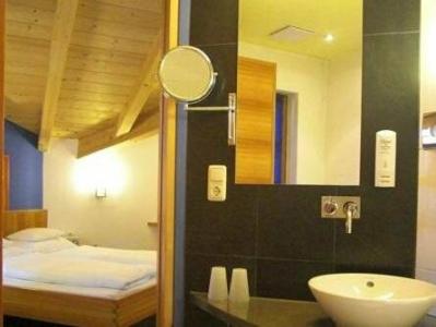 SIMPLE but EXCELLENT - 23