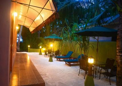Ukulhas Breeze Inn - 37