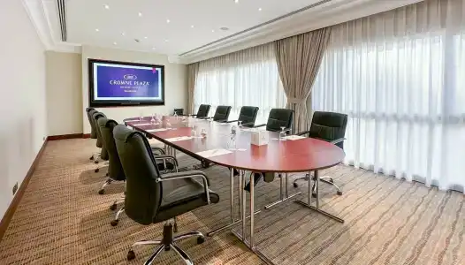 Crowne Plaza - 16