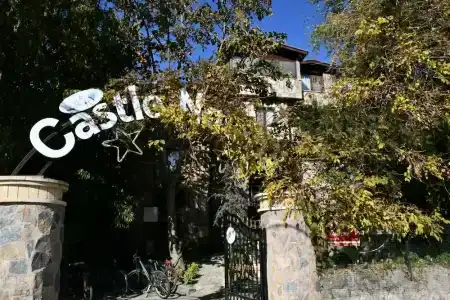 Castle Nolana - 1