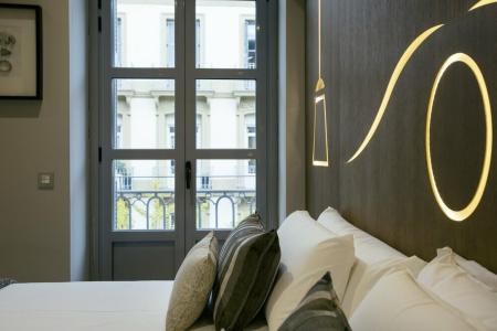Legazpi Doce Studios Suites - 19