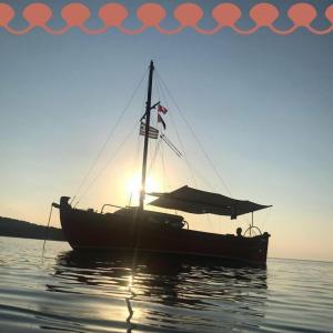 Yayaki Spetses - 4