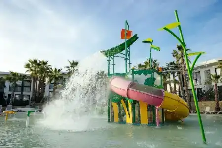 Alannia Salou - 2