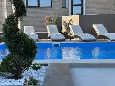 Vivanta - 4
