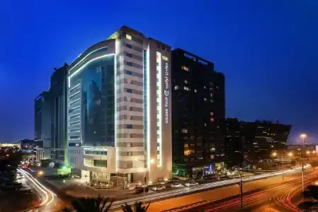 Golden Tulip - 3