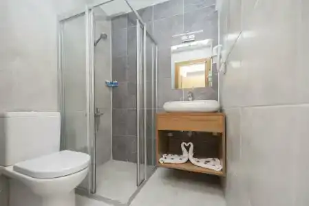 Amore Teki̇rova - 22