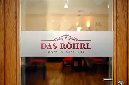 & Gasthaus Das rÖHrl Straubing - 11