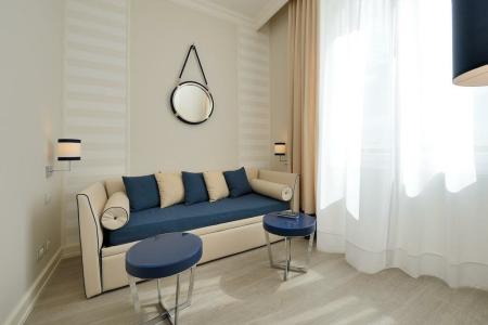 Grand & Riviera - 17