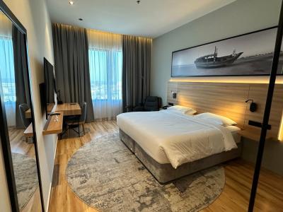 Park Inn by Radisson Muscat - 16