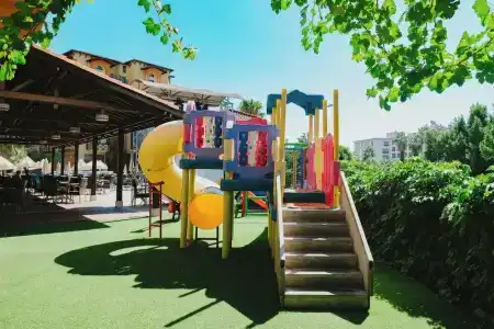 Villa Side - 6