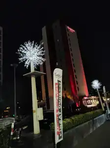 Ramada & Suites by Wyndham İstanbul Ataköy - 3