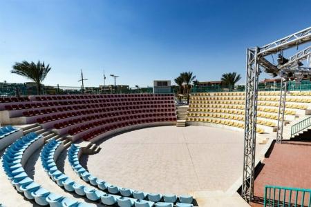 Titanic Palace - Families and Couples only - 33